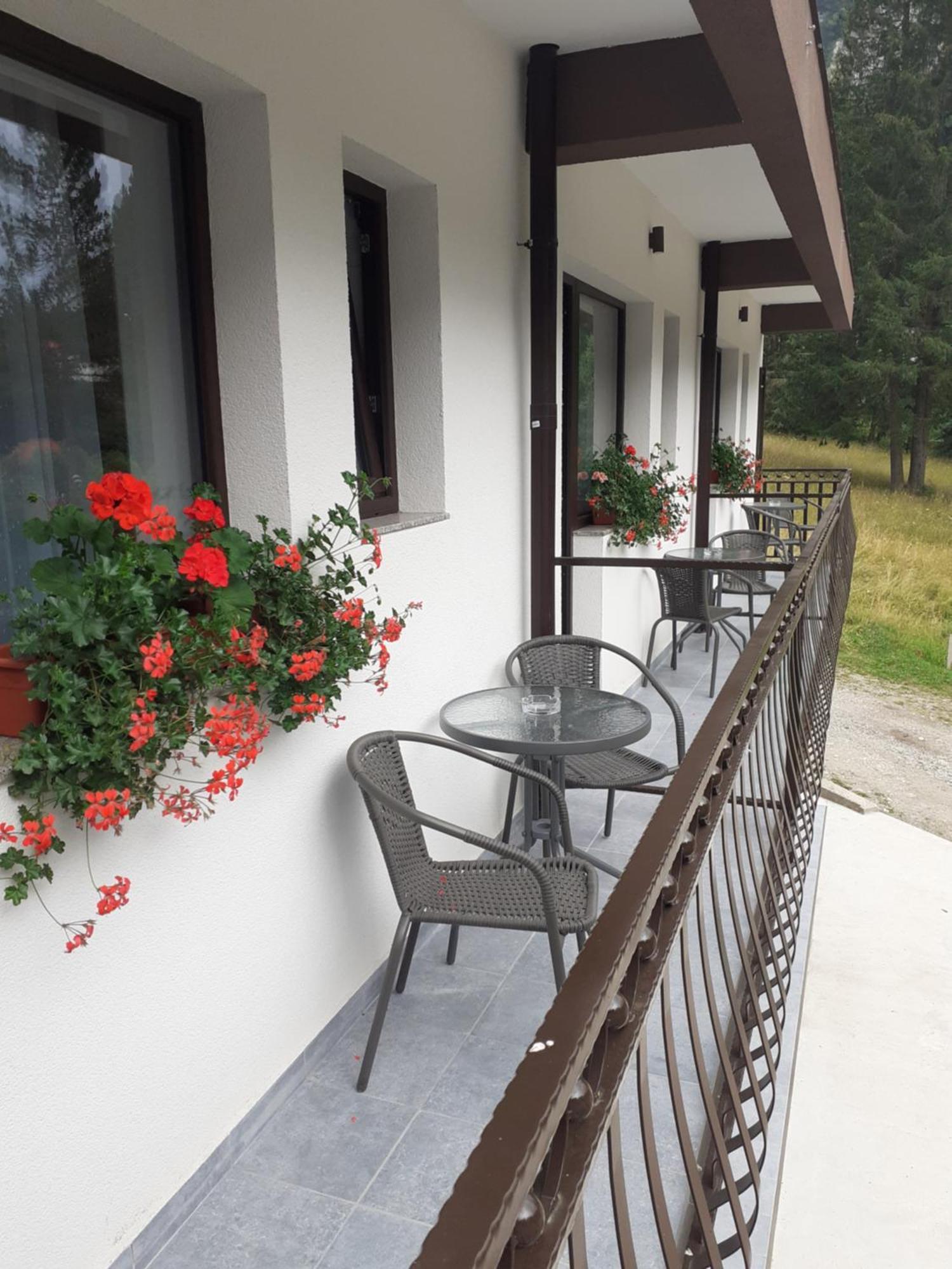Pensiunea Stefania Kızıl Göl Dış mekan fotoğraf